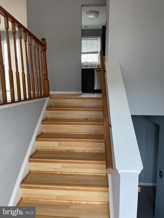 9341 Guilford Rd, Columbia, MD 21046 - photo 2