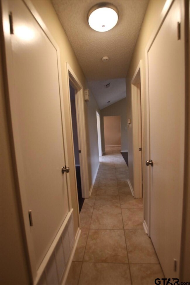 6125 6125 Whispering Ln, Tyler, TX 75707 - photo 7