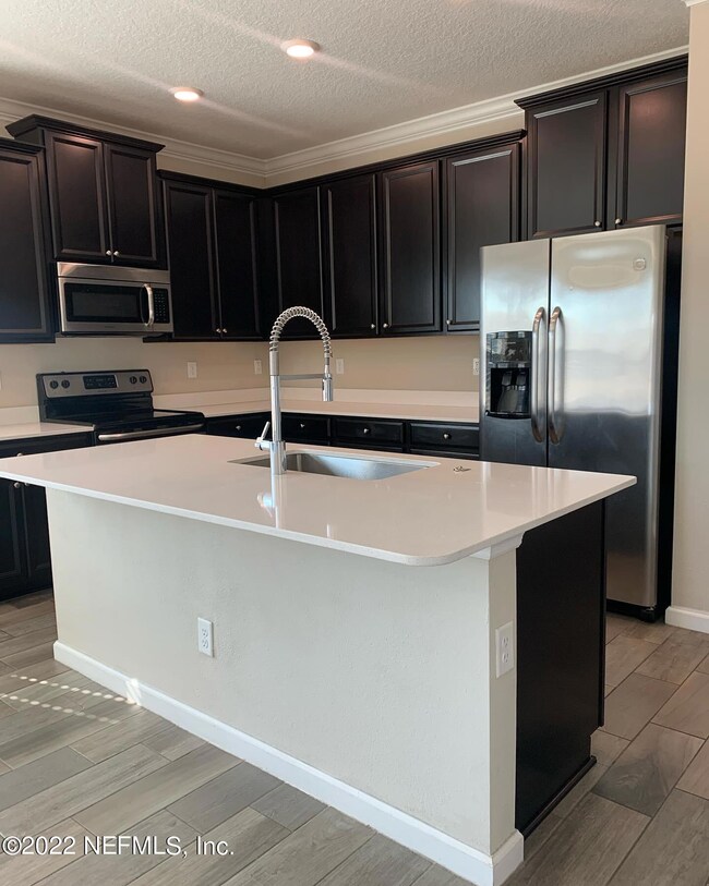 1113 Silver King Rd, Jacksonville, FL 32211 - photo 2