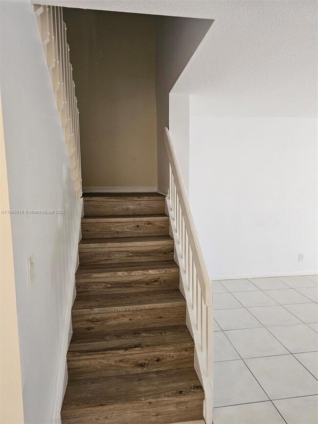 7572 Courtyard Run E, Boca Raton, FL 33433 - photo 6