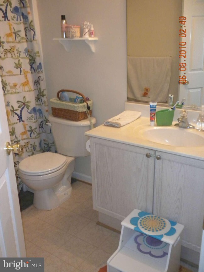 409 Hupps Hill Ct, Strasburg, VA 22657 - photo 7