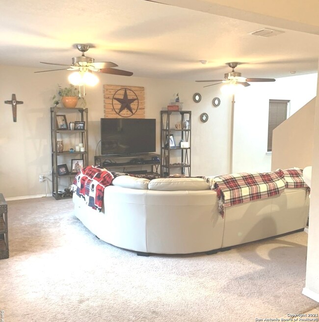 11806 Silver Coins, San Antonio, TX 78254 - photo 4