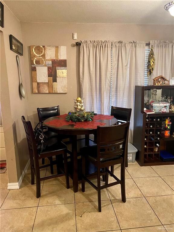 2215 N San Antonio Ave, San Juan, TX 78589 - photo 3