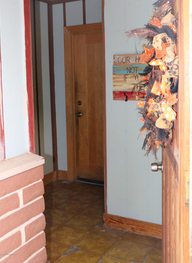 Welcome in to the entry mud room