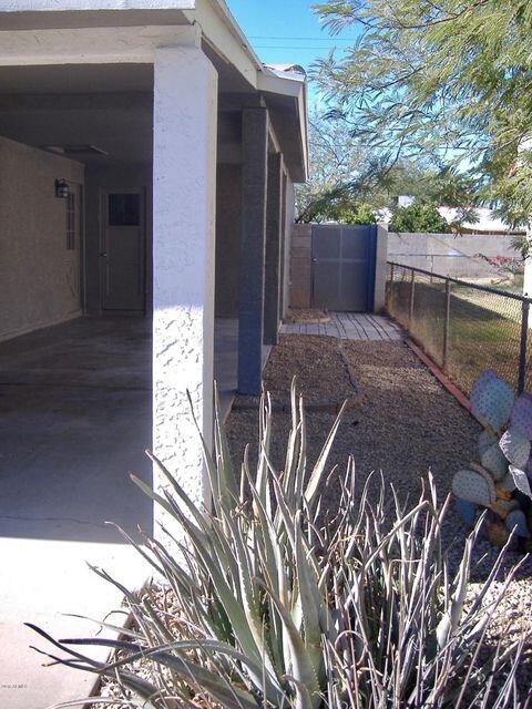 Carport/Laundry Room
