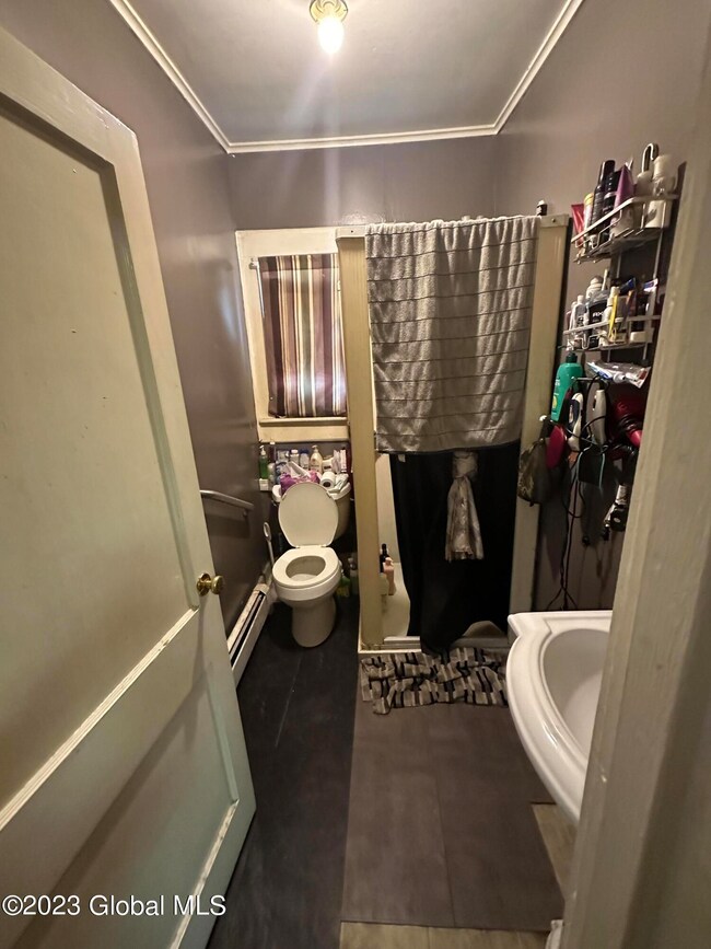 31 110th St, Troy, NY 12182 - photo 4