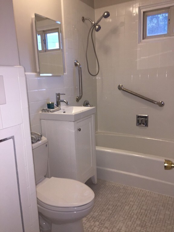 15 Caulfield Cir, Newton Center, MA 02459 - photo 7