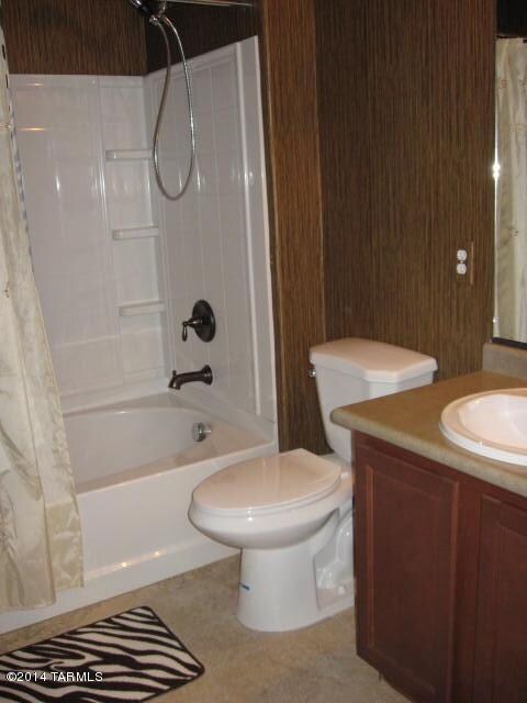 4818 W Lessing Ln, Tucson, AZ 85742 - photo 2