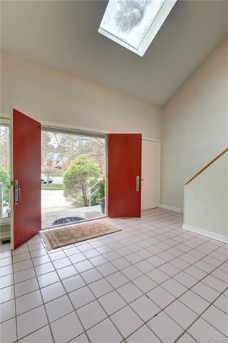 Great double door entry makes moving in large pieces a breeze!
