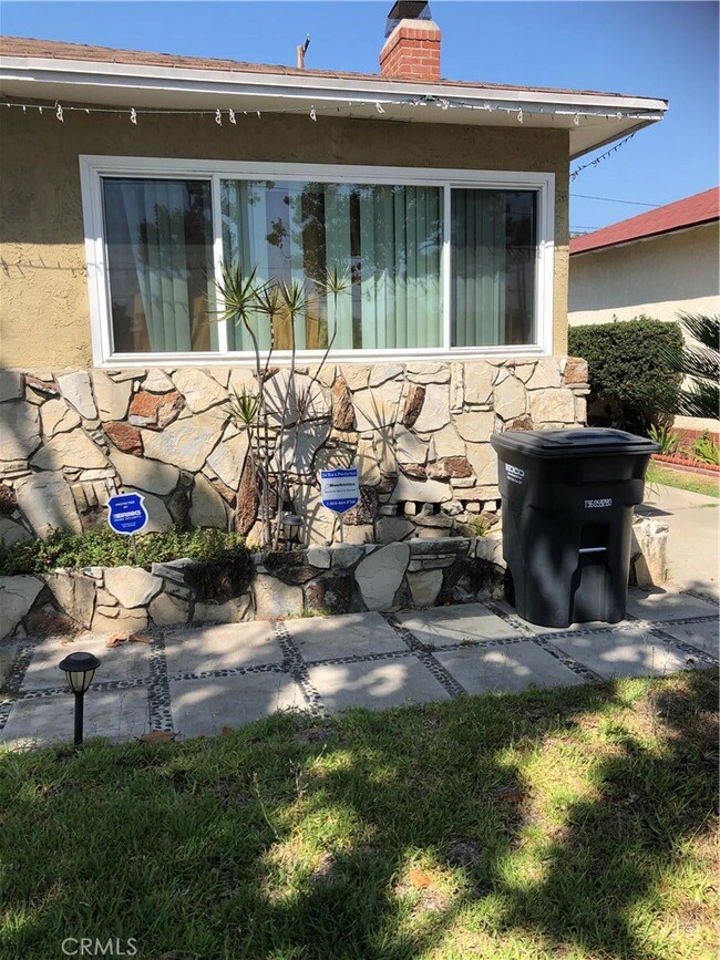 6047 Lakewood Blvd, Lakewood, CA 90712 - photo 3