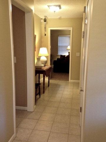Foyer/Hallway