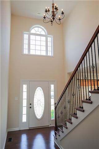 Beautiful entry way into home