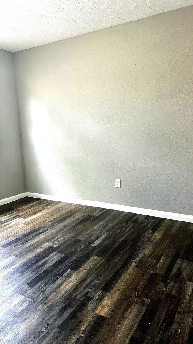 3633 N Macgregor Way unit 13, Houston, TX 77004 - photo 6