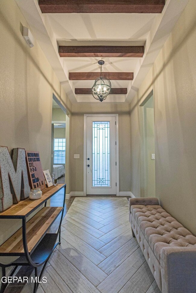 1077 Gaitan St, El Paso, TX 79928 - photo 2