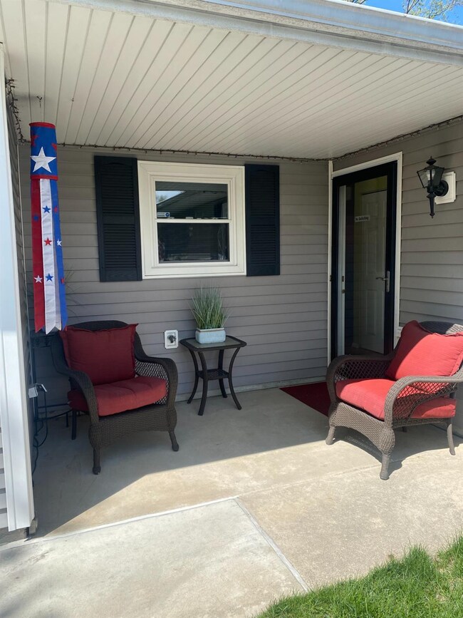 609 214th St, Dyer, IN 46311 - photo 2