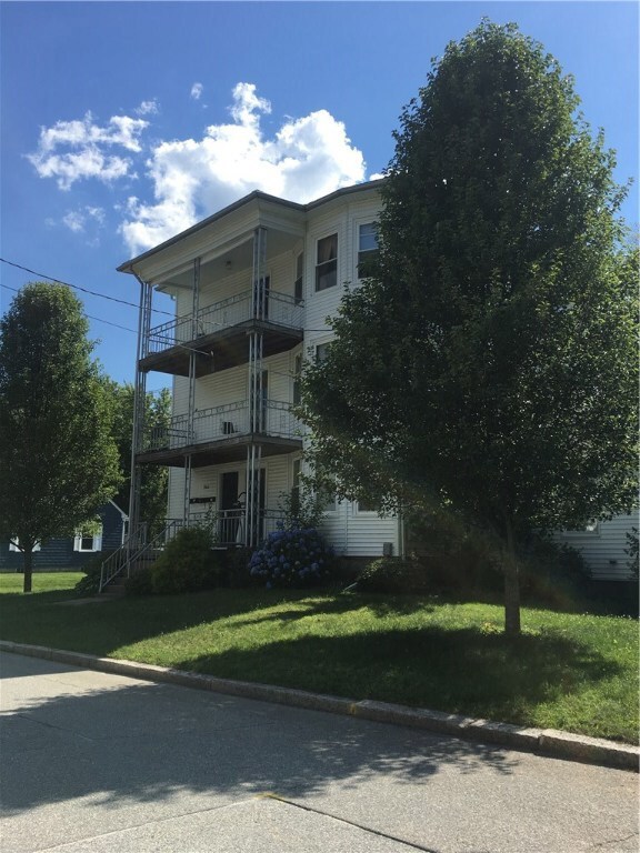 266 8th Ave, Woonsocket, RI 02895 - photo 2