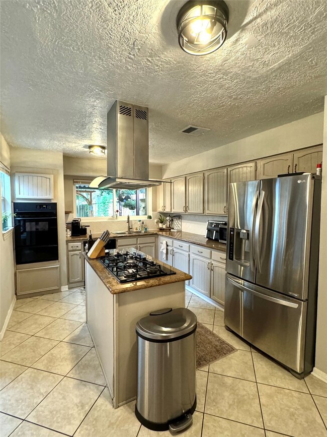 5022 Spring Forest Dr, Houston, TX 77091 - photo 6