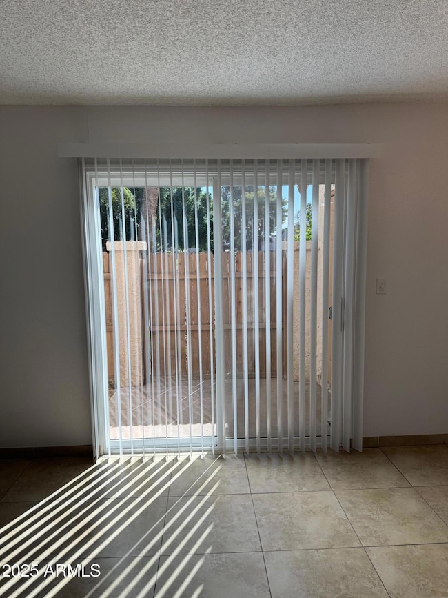 8861 N 12th Place unit 49, Phoenix, AZ 85020 - photo 6