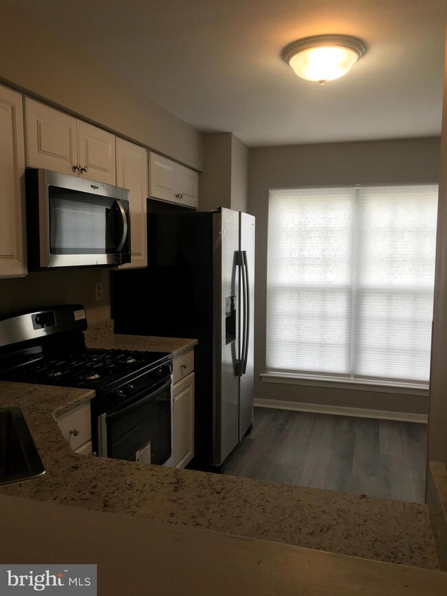 282 Leedom Way unit 85, Newtown, PA 18940 - photo 4