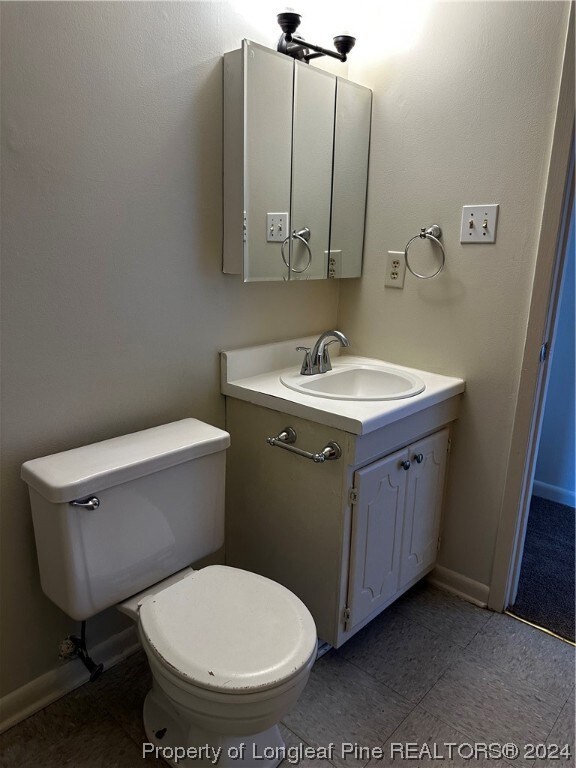 6639 Keeler Dr, Fayetteville, NC 28303 - photo 7