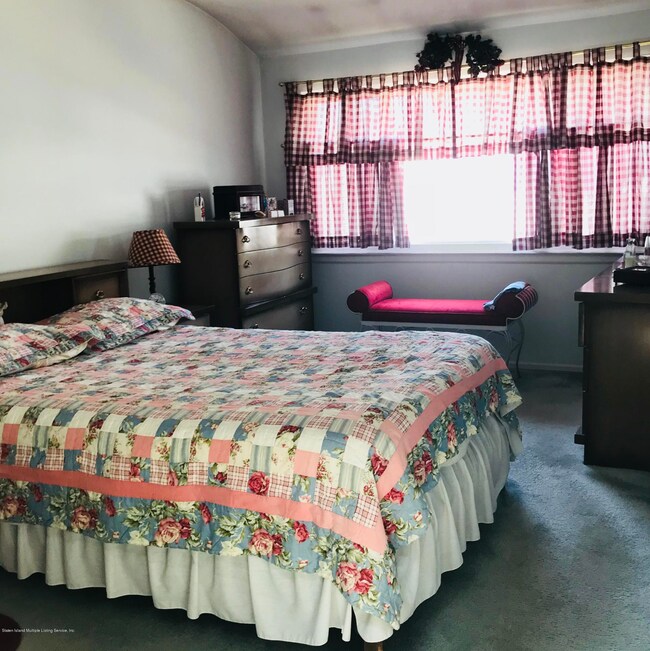 38 Vogel Loop, Staten Island, NY 10314 - photo 7