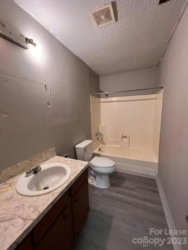 334 Brevard St unit F, Statesville, NC 28677 - photo 6