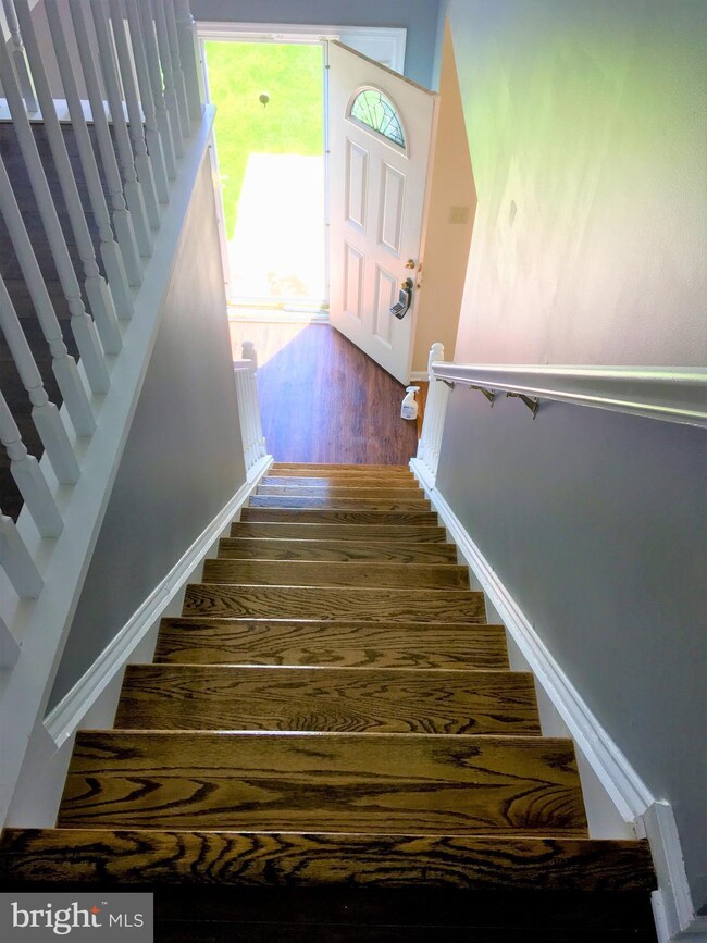 104 W Flagstone Dr, Newark, DE 19702 - photo 3