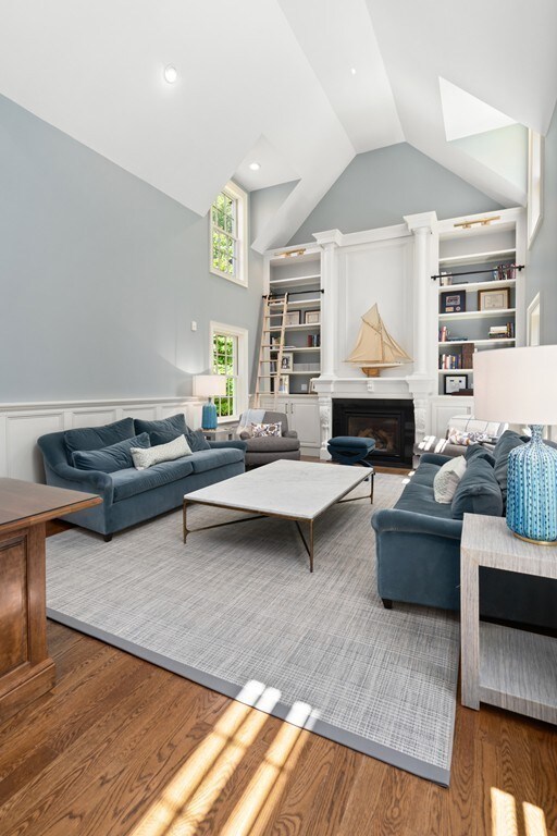 85 Newton St, Weston, MA 02493 - photo 4