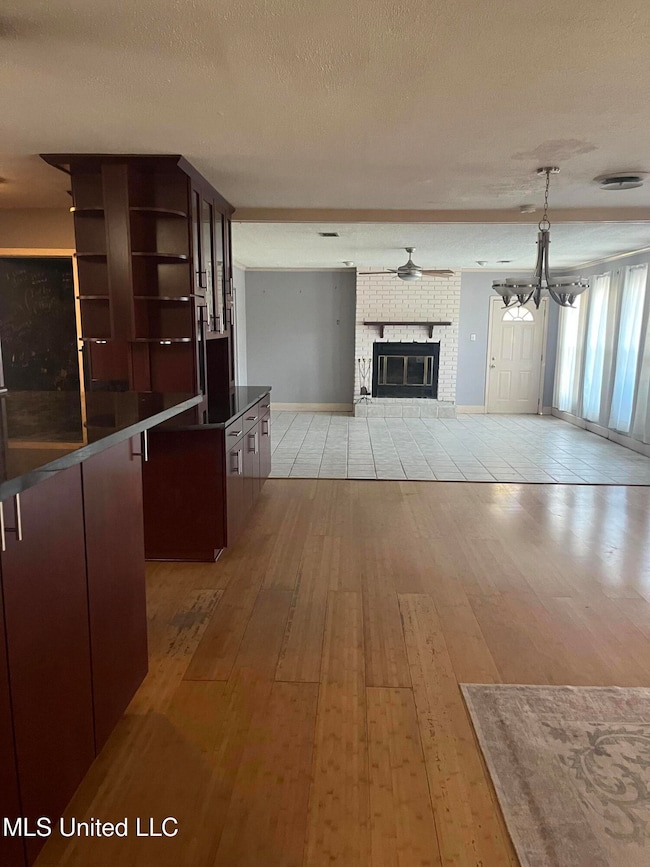 4221 Londontown St, Pascagoula, MS 39581 - photo 5