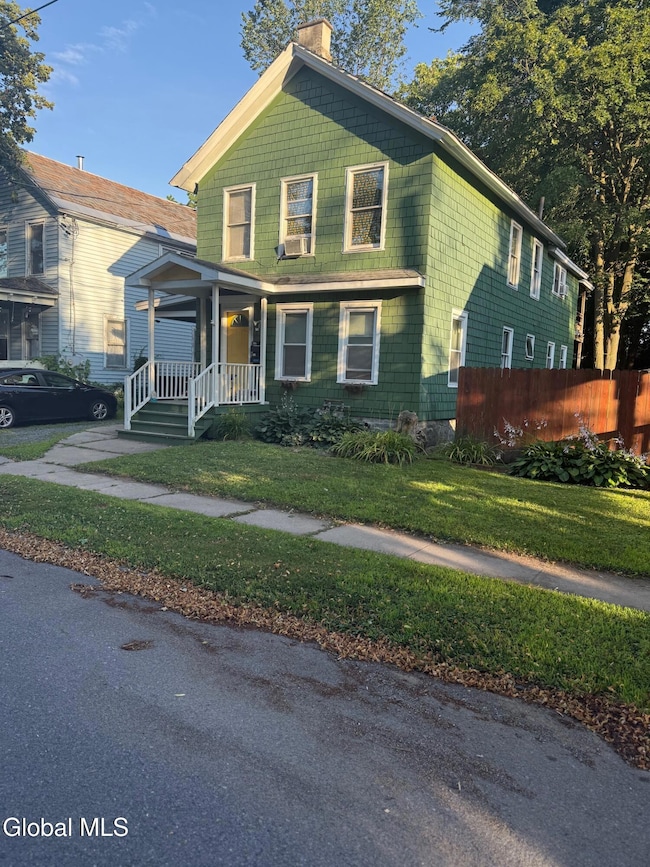 21 William St, Glens Falls, NY 12801 - photo 5