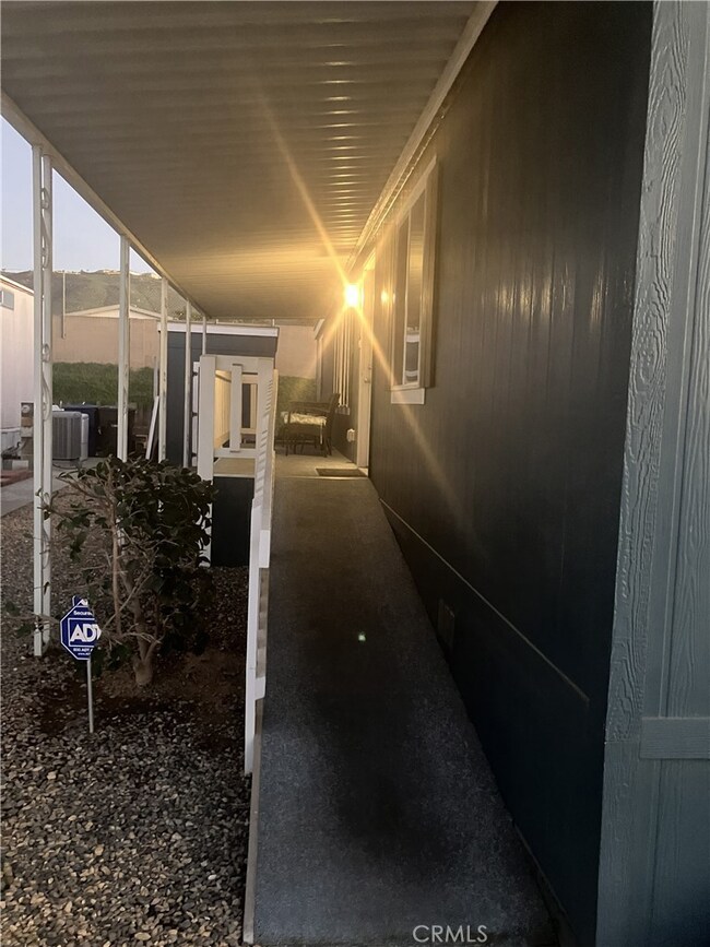 3700 Buchanan Ave unit 25, Riverside, CA 92503 - photo 2