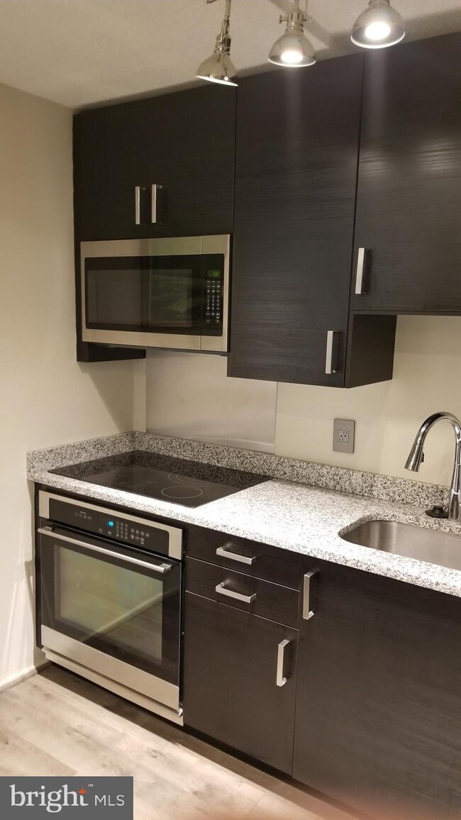 unlisted-address, Washington, DC 20024 - photo 5