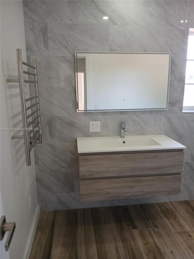 7467 NW 169th Ln, Hialeah, FL 33015 - photo 7