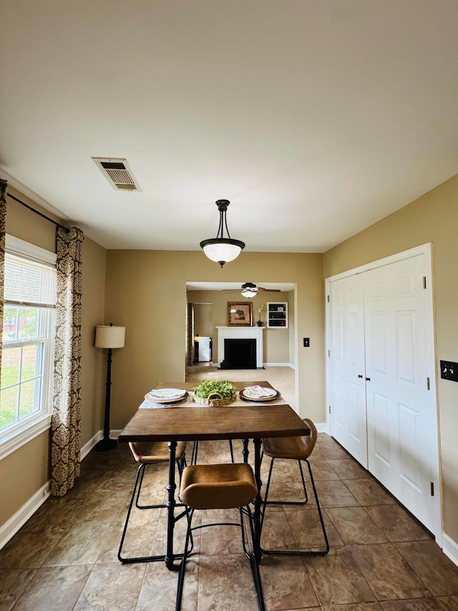 211 Short Brown St, Columbus, MS 39702 - photo 3