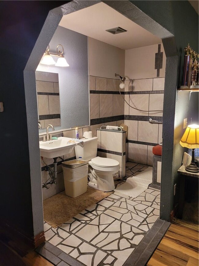 310 S Ozark St, Prairie Grove, AR 72753 - photo 7