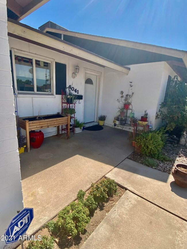 4041 W Dunlap Ave, Phoenix, AZ 85051 - photo 3