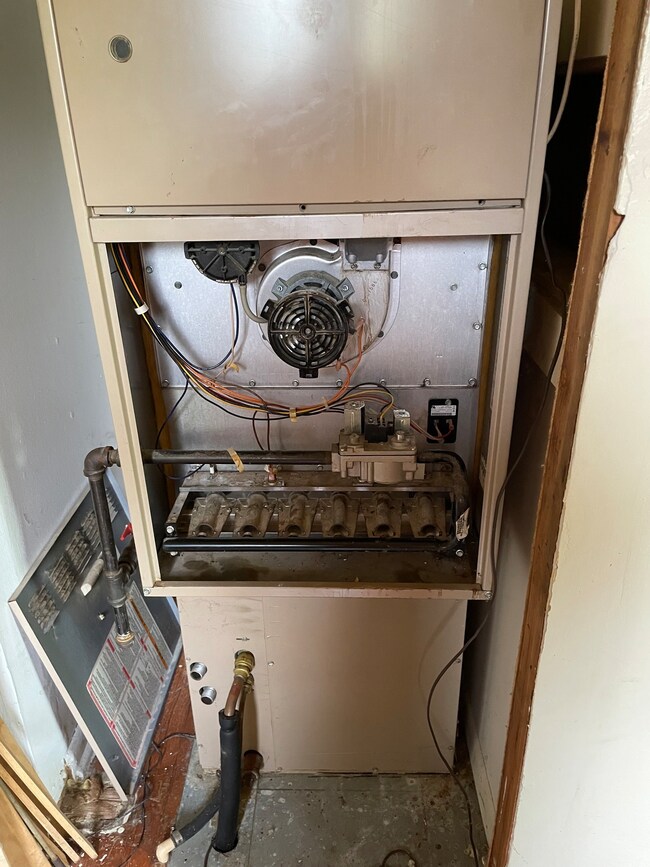 295 W Us Highway 52, Fountaintown, IN 46130 - photo 6