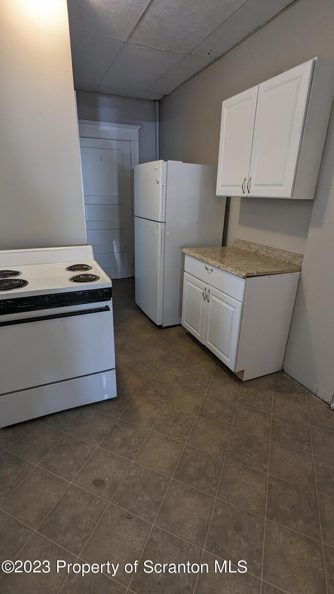 1406 Linden St, Scranton, PA 18510 - photo 6
