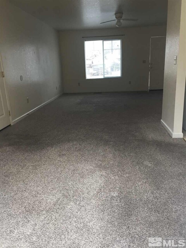 737 18th St, Sparks, NV 89431 - photo 3