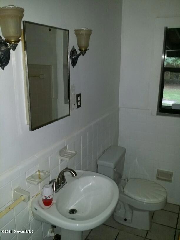 425 Lenore Ave, Titusville, FL 32796 - photo 3