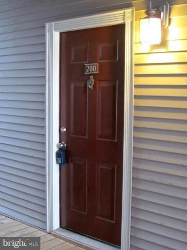 46614 Drysdale Terrace unit 200, Sterling, VA 20165 - photo 4