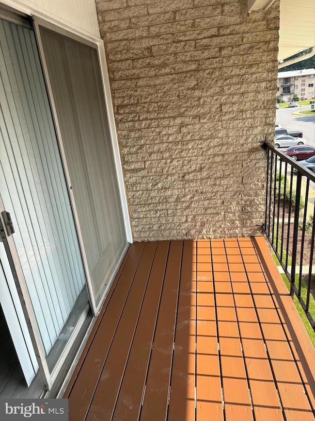 5464 85th Ave unit 201, New Carrollton, MD 20784 - photo 4