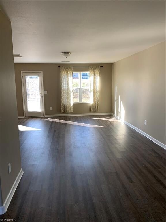 2760 Buckhorn Dr, Randleman, NC 27317 - photo 3