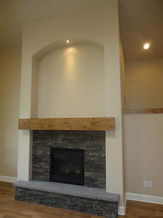 61155 Ambassador Dr, Bend, OR 97702 - photo 5