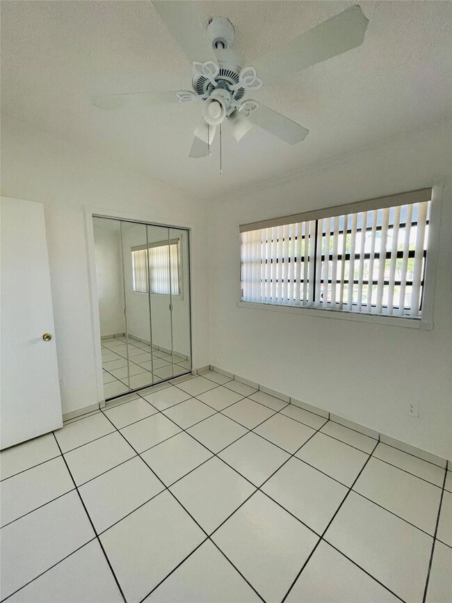 Guest bedroom 2