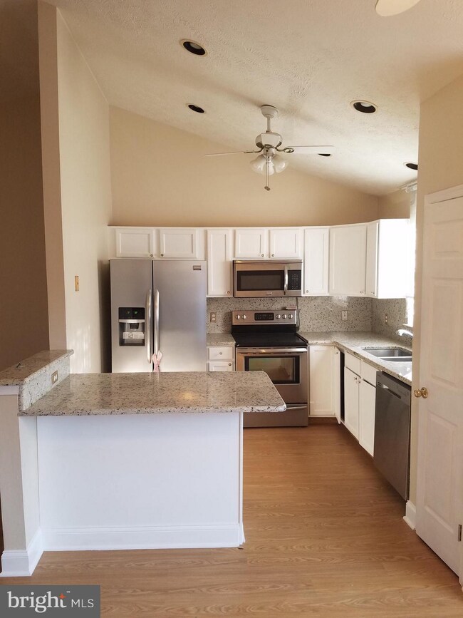 1 Grand Teton Dr, Bear, DE 19701 - photo 4