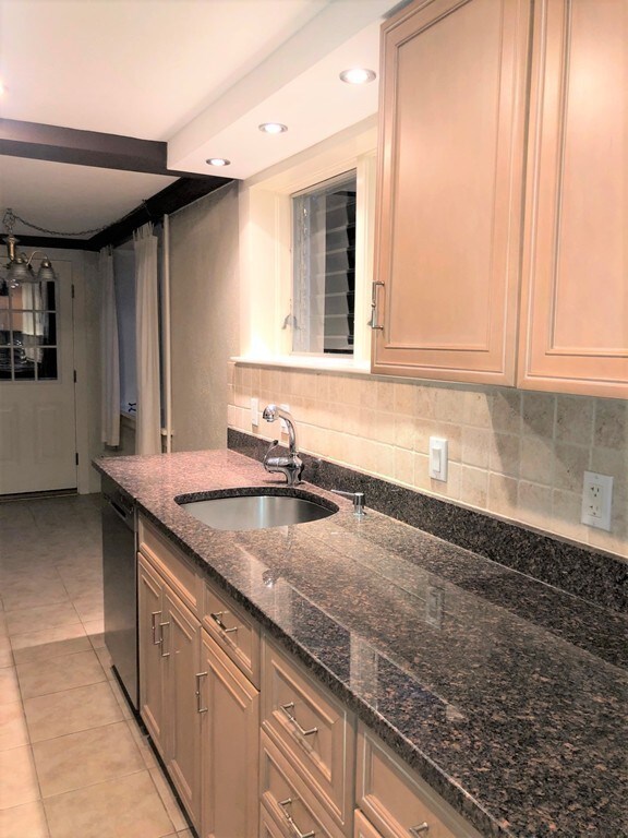 62 Barrows St unit 1, Norton, MA 02766 - photo 7