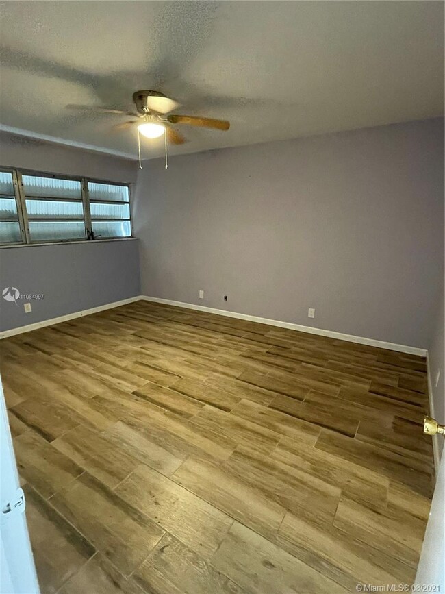 215 SE 3rd St unit 306C, Hallandale Beach, FL 33009 - photo 7