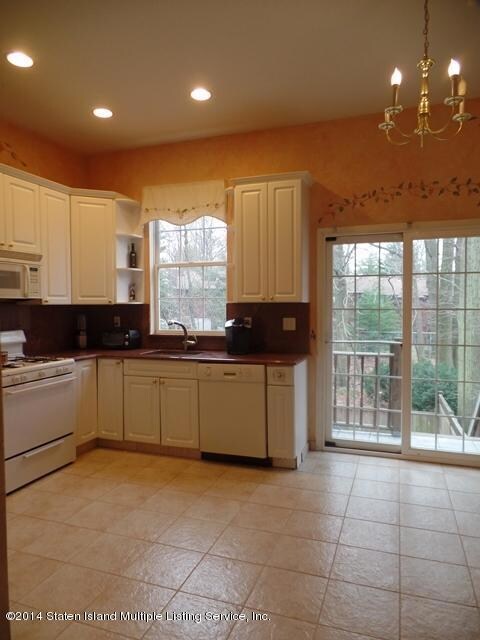 31 Galvaston Loop, Staten Island, NY 10314 - photo 4