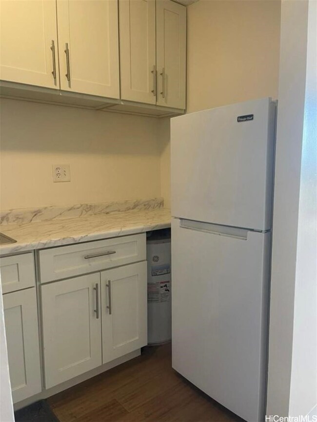 Makikilani Plaza unit 502, Honolulu, HI 96822 - photo 5